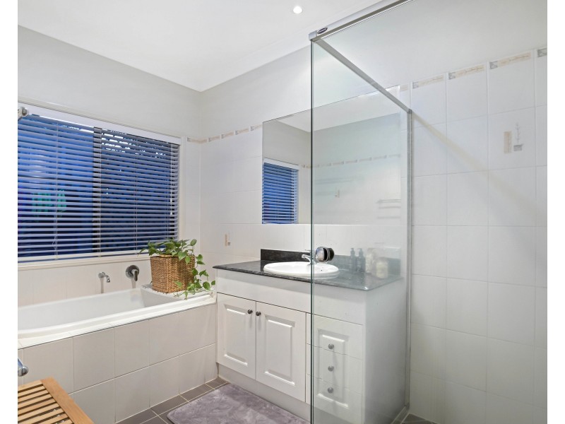 3 Trequanda Place, Bridgeman Downs QLD 4035