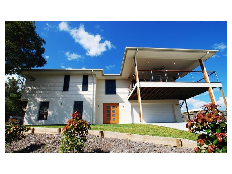 28 Brigadoon Crescent, Eatons Hill QLD 4037