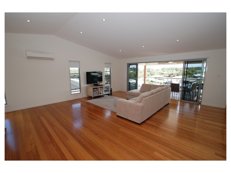 28 Brigadoon Crescent, Eatons Hill QLD 4037