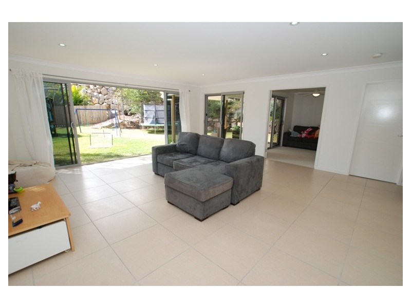 28 Brigadoon Crescent, Eatons Hill QLD 4037