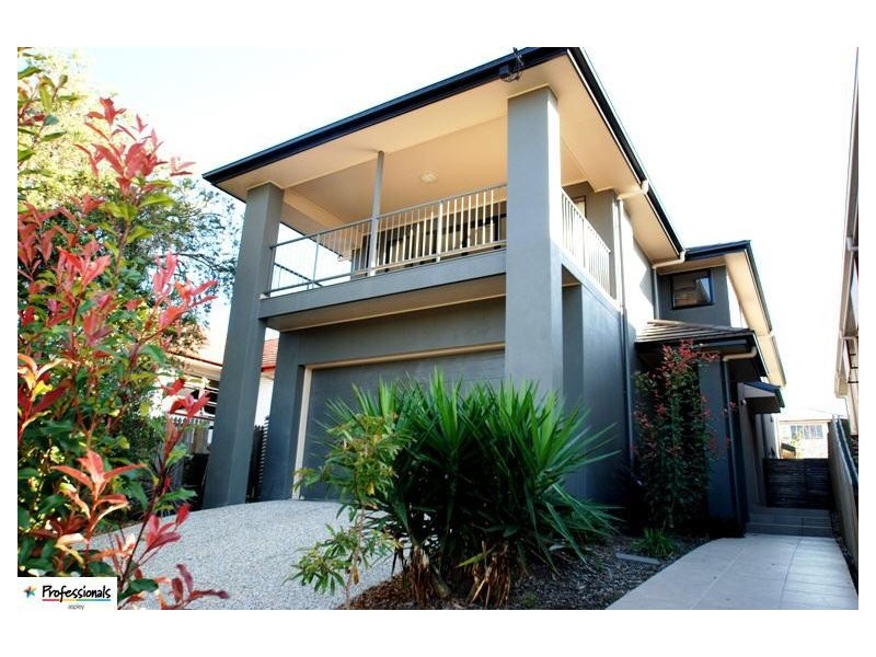 15 Tathra Street, Stafford QLD 4053