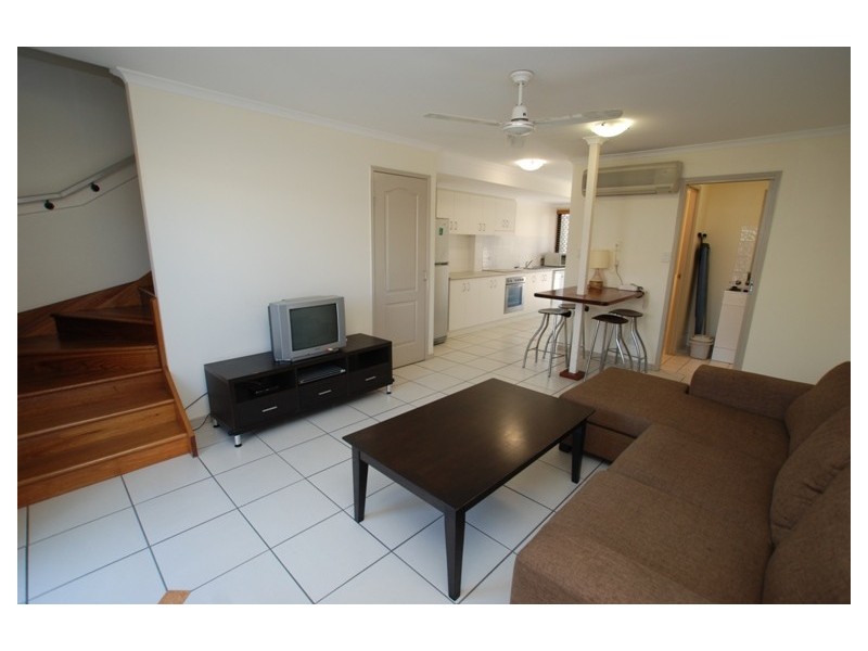 No 6 / 56-58 Main Street, Pialba QLD 4655