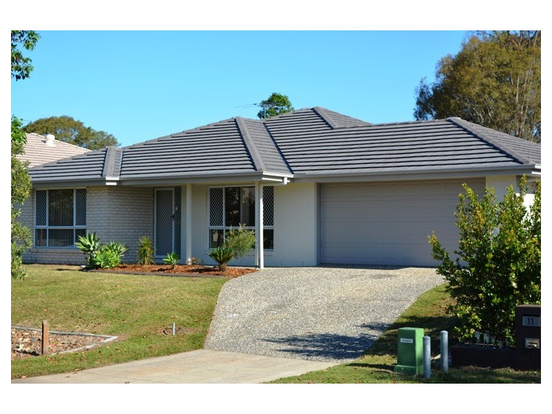 9 Adam Street, Beachmere QLD 4510