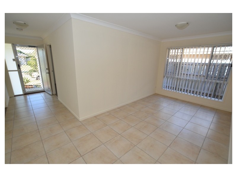 9 Adam Street, Beachmere QLD 4510