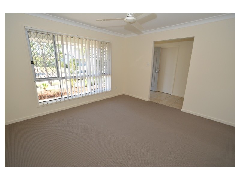 9 Adam Street, Beachmere QLD 4510
