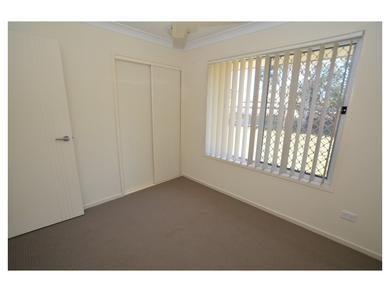 9 Adam Street, Beachmere QLD 4510