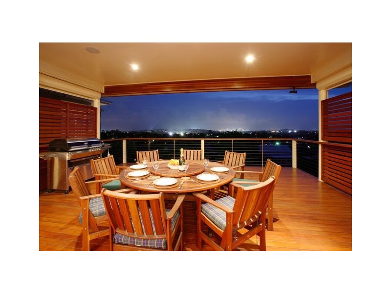 16 Westwood Street, Wavell Heights QLD 4012