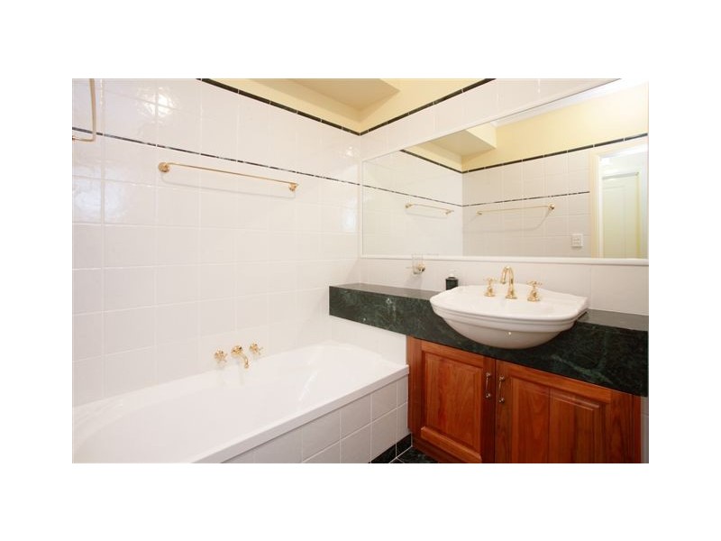 16 Westwood Street, Wavell Heights QLD 4012