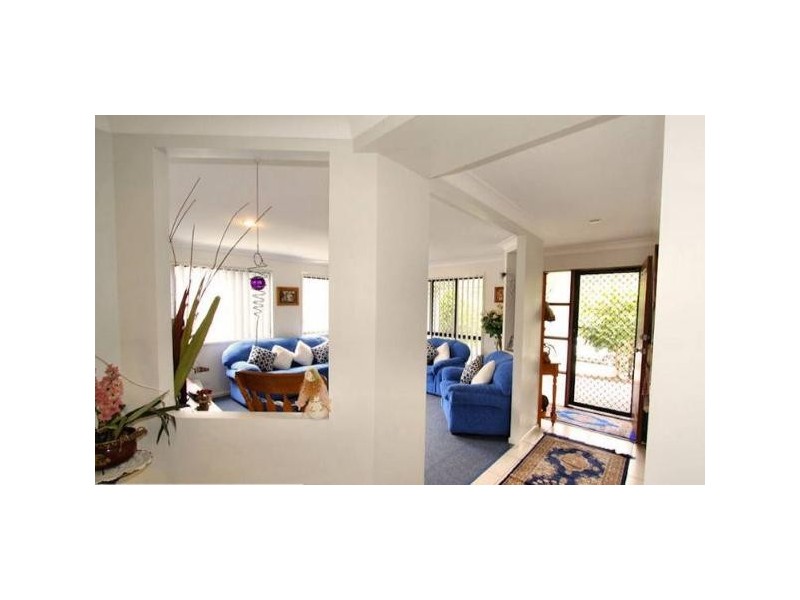 9 Lowai Court, Albany Creek QLD 4035