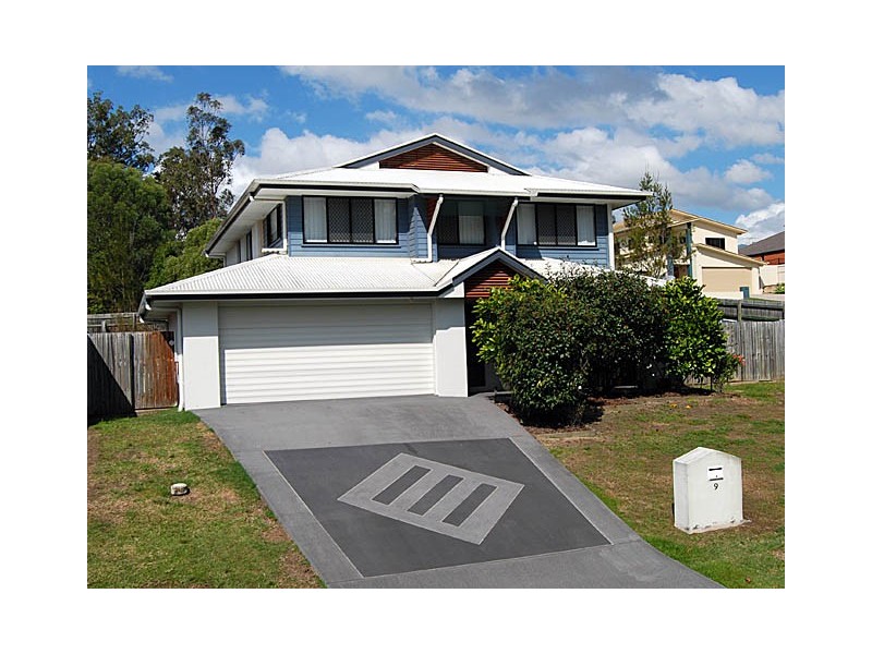 9 Lowai Court, Albany Creek QLD 4035