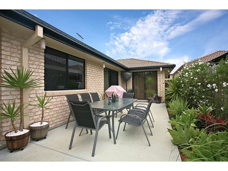 6 Petrie Crescent, Aspley QLD 4034