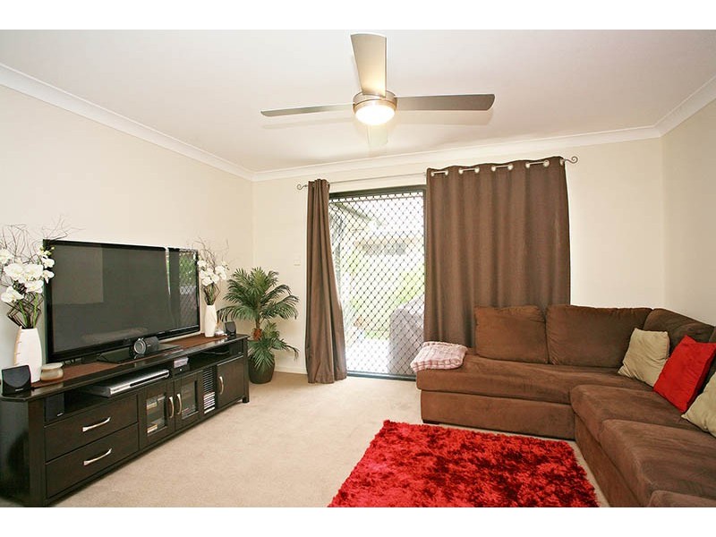 6 Petrie Crescent, Aspley QLD 4034