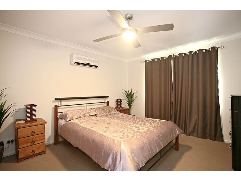 6 Petrie Crescent, Aspley QLD 4034