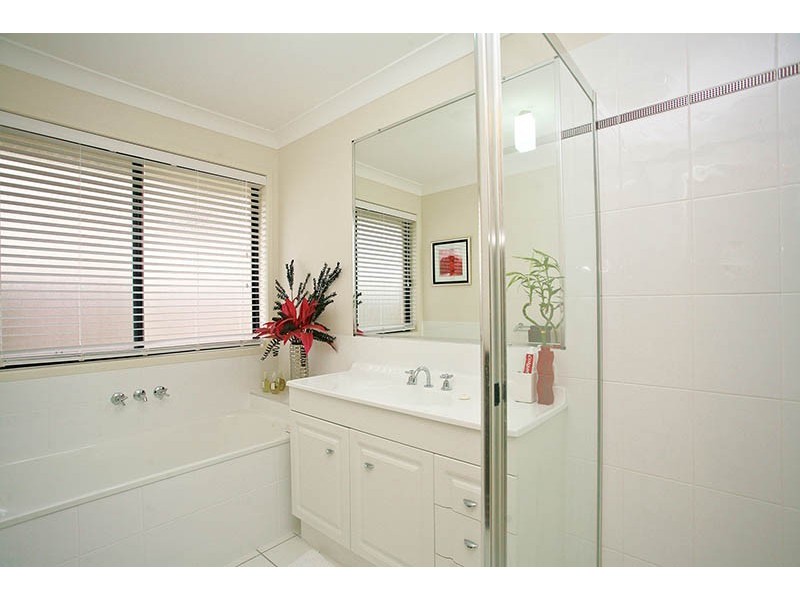 6 Petrie Crescent, Aspley QLD 4034