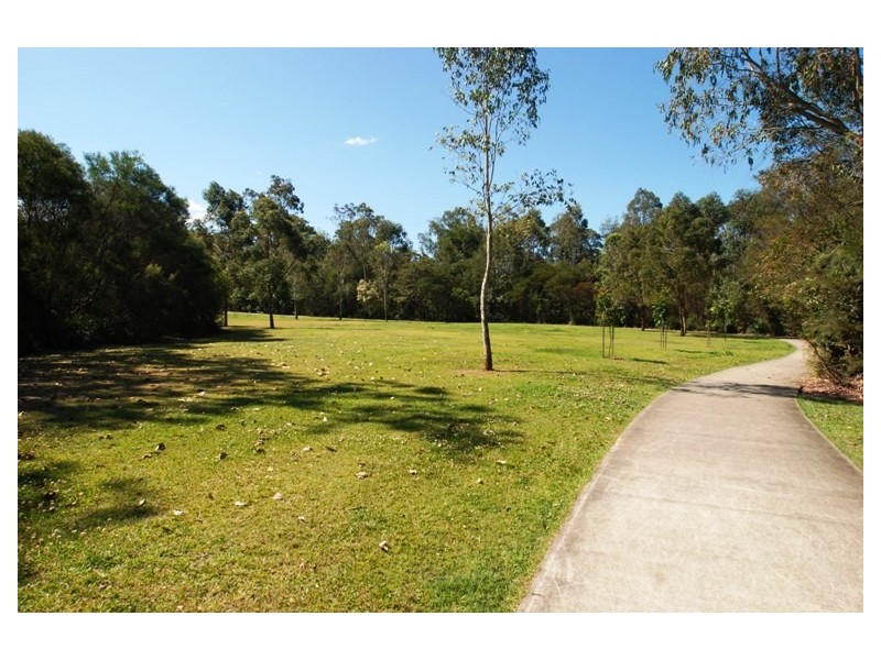 6 Petrie Crescent, Aspley QLD 4034