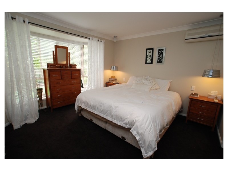 20 Myrtle Crescent, Bridgeman Downs QLD 4035