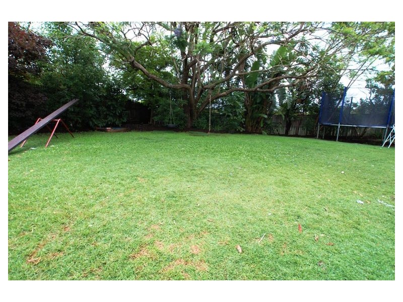 20 Myrtle Crescent, Bridgeman Downs QLD 4035