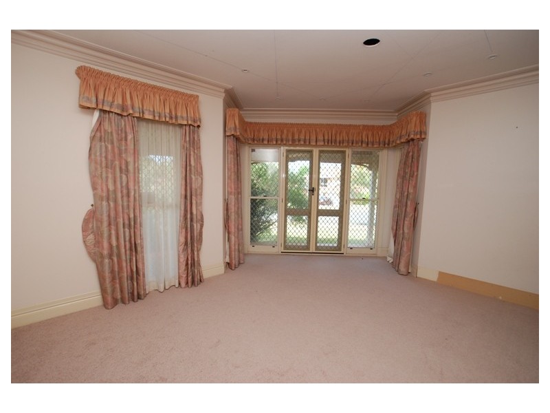1 Winchcombe Avenue, Murrumba Downs QLD 4503