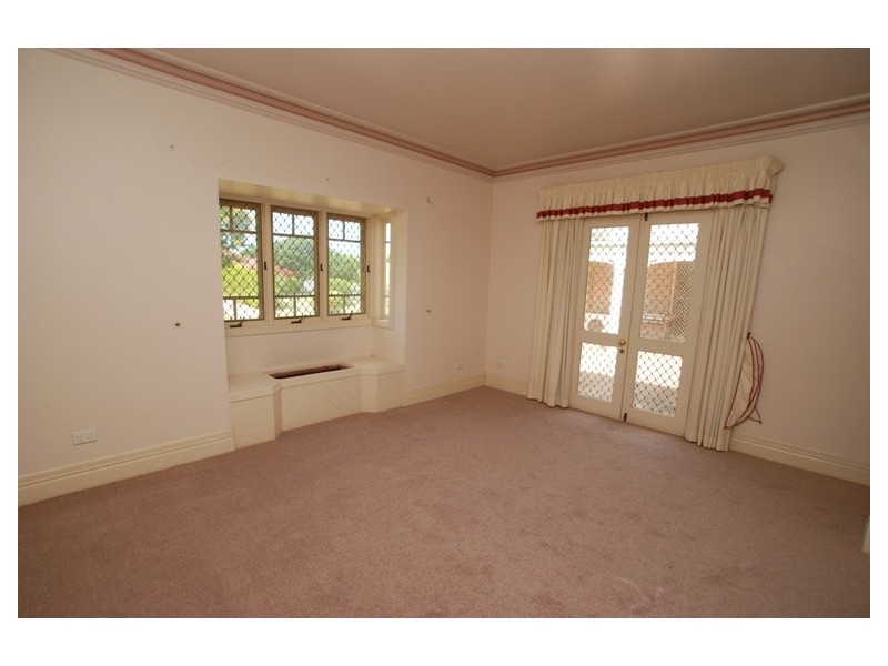 1 Winchcombe Avenue, Murrumba Downs QLD 4503