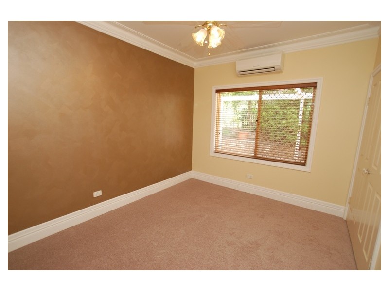 1 Winchcombe Avenue, Murrumba Downs QLD 4503