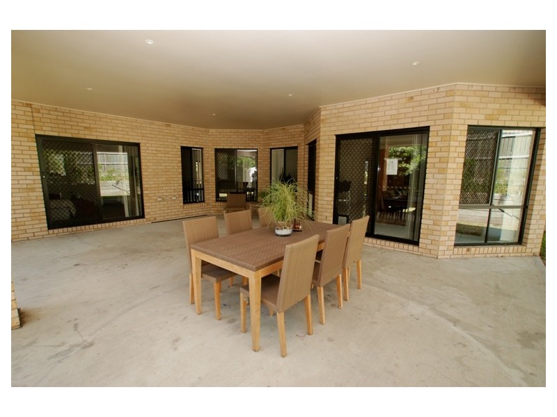 2 Highgrove Court, Kurwongbah QLD 4503