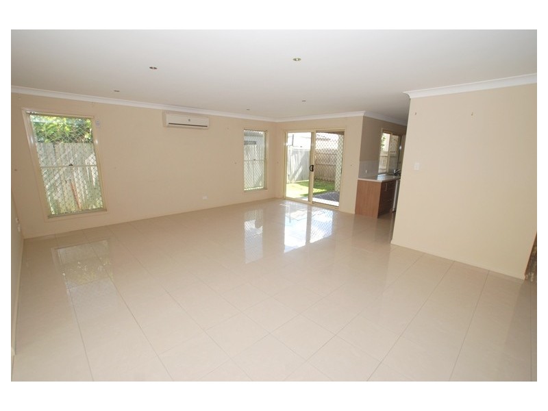 33 Caribou Crescent, Fitzgibbon QLD 4018