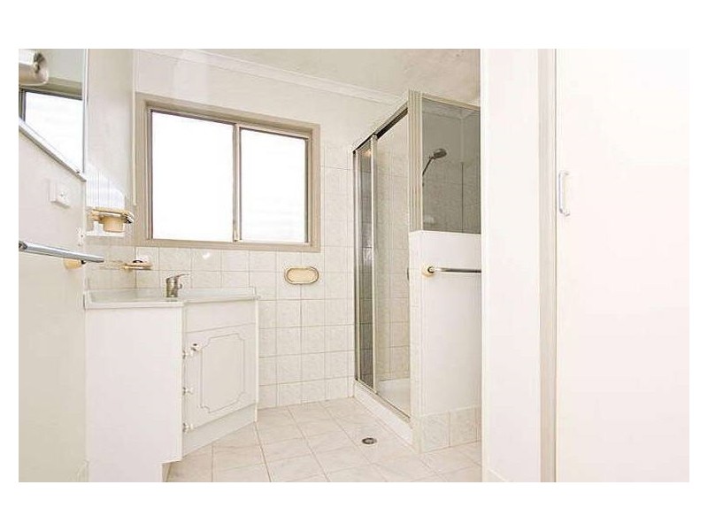 11 Beneke Street, Chermside QLD 4032