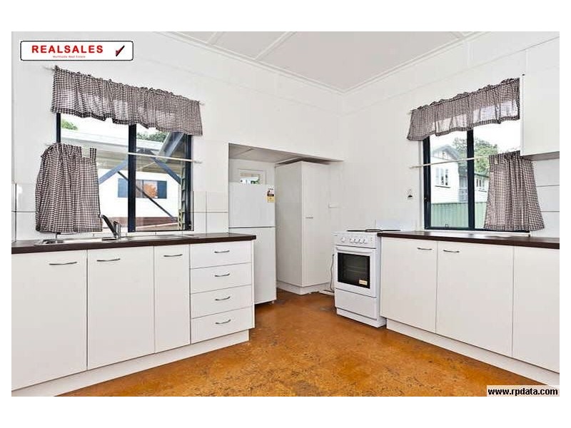 1078 Anzac Avenue, Petrie QLD 4502