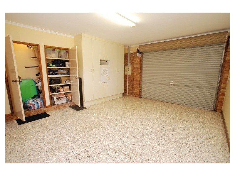 4 Oakmont Street, Rothwell QLD 4022