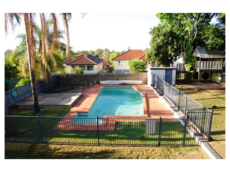 394 Robinson Rd West, Geebung QLD 4034