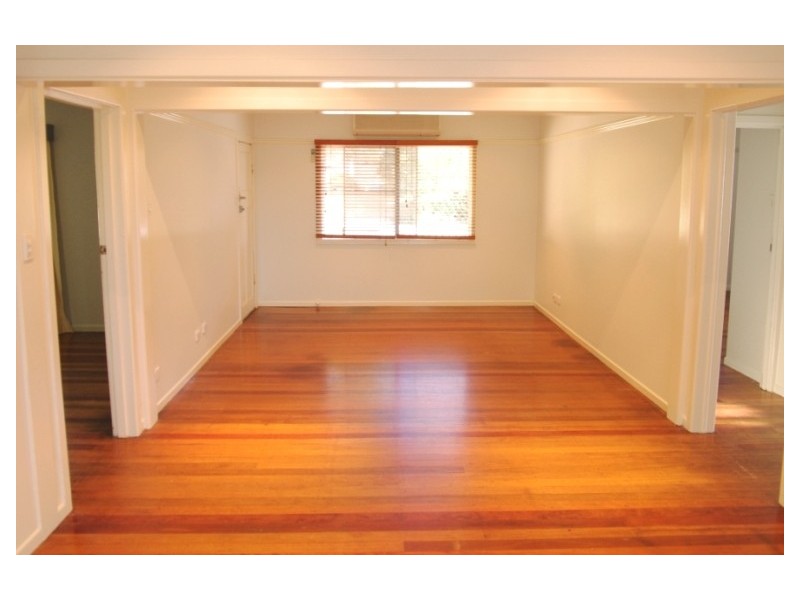 394 Robinson Rd West, Geebung QLD 4034