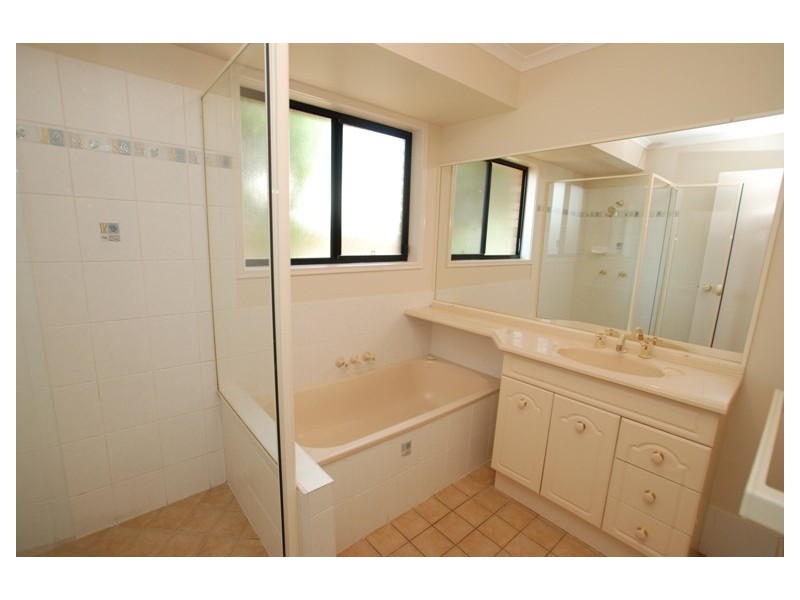 14 Crestridge Crescent, Morayfield QLD 4506