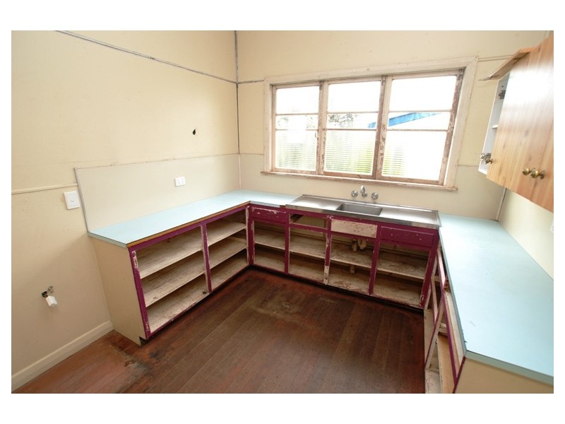 12 Russell Street, Caboolture QLD 4510