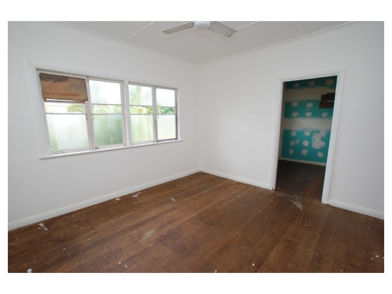 12 Russell Street, Caboolture QLD 4510