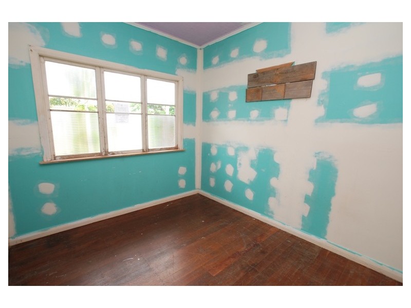 12 Russell Street, Caboolture QLD 4510