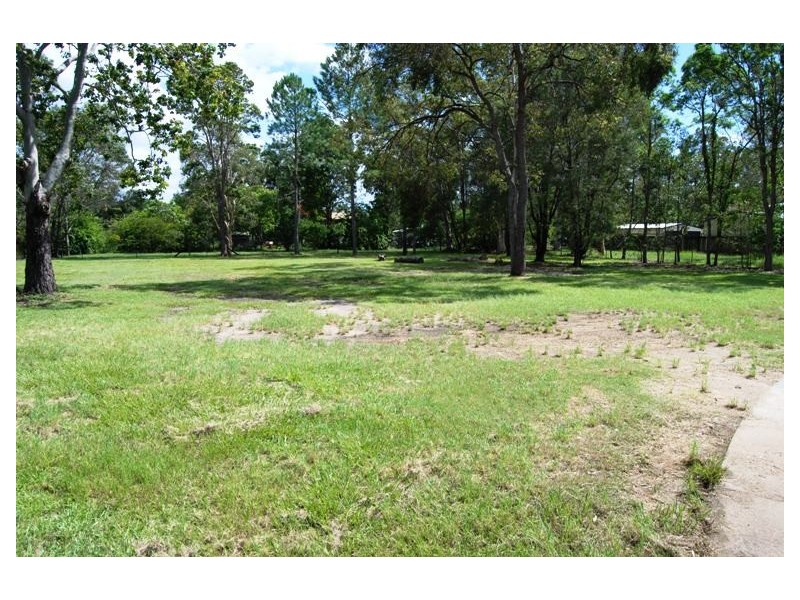 1 Acacia Street, Deception Bay QLD 4508