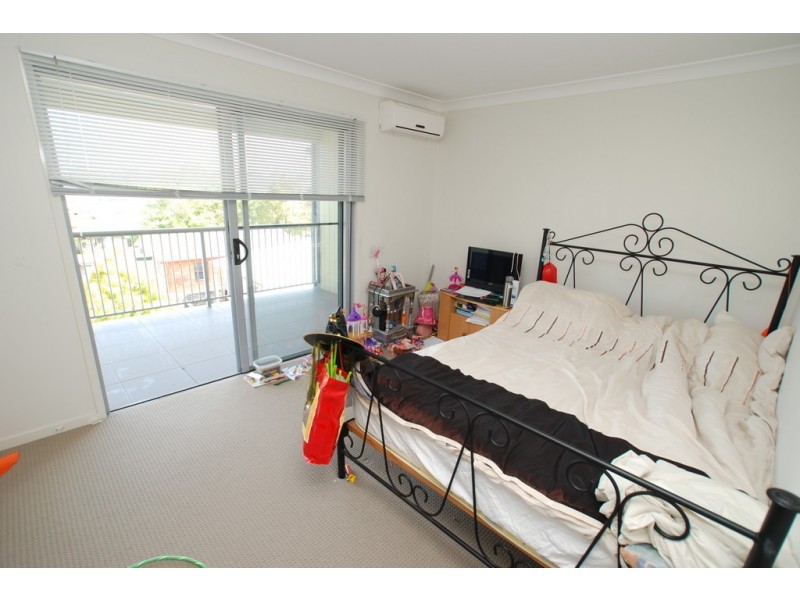 4 Mine Street, Redbank QLD 4301