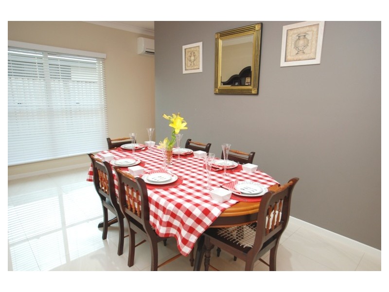 32 Rivergum Drive, Eatons Hill QLD 4037