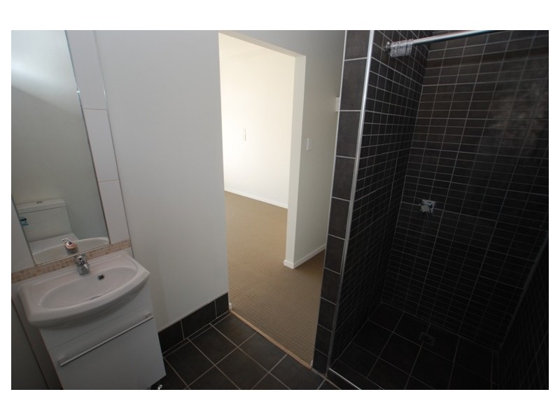 1 Hardiman Street, Woody Point QLD 4019