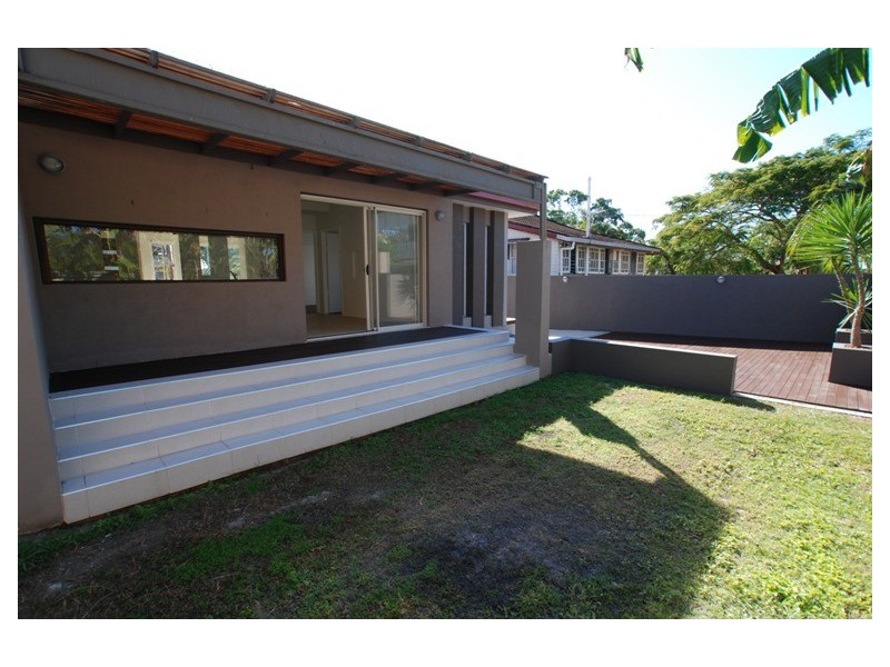 1 Hardiman Street, Woody Point QLD 4019