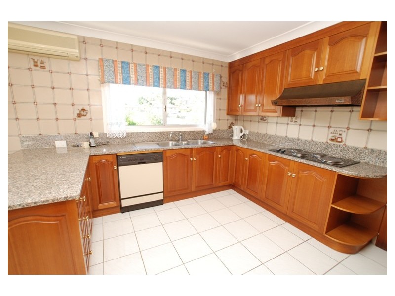 16 Raglass Street, Everton Park QLD 4053