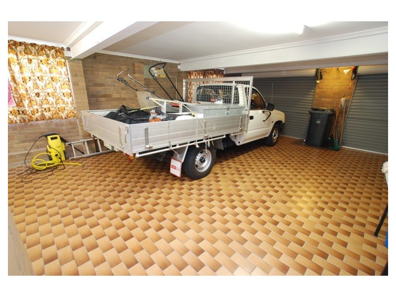 16 Raglass Street, Everton Park QLD 4053