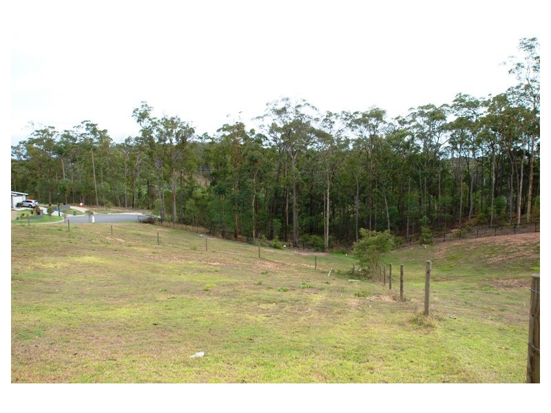 4 Katrina Court, Cashmere QLD 4500