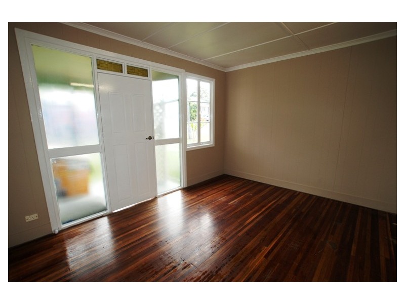 8 Upper Union Street, Deception Bay QLD 4508