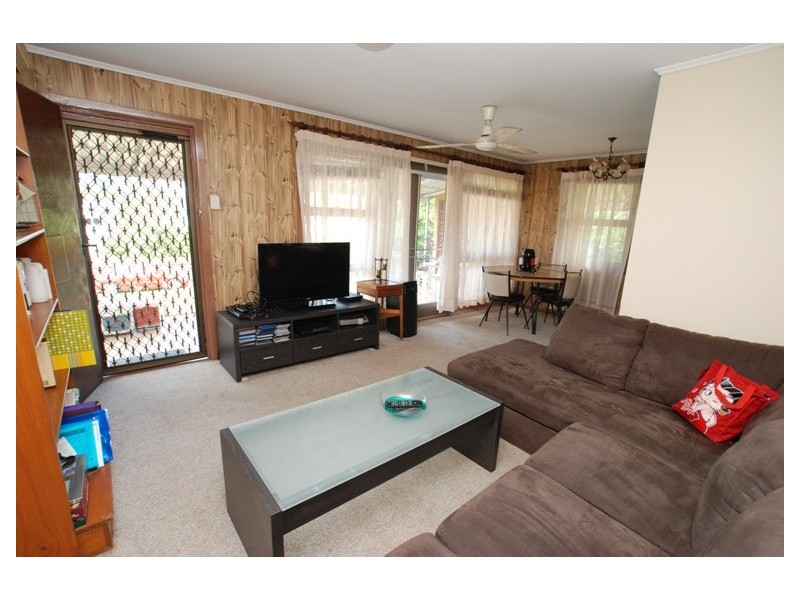 8 Henwood Street, Aspley QLD 4034