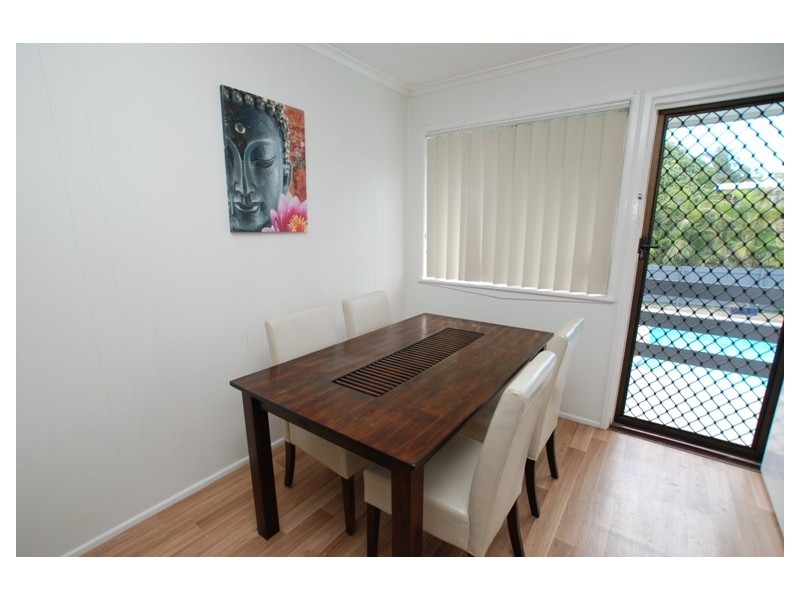 18 Hampshire Terrace, Albany Creek QLD 4035