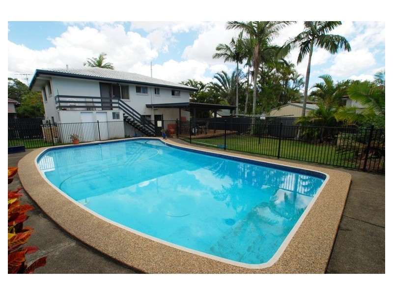 18 Hampshire Terrace, Albany Creek QLD 4035