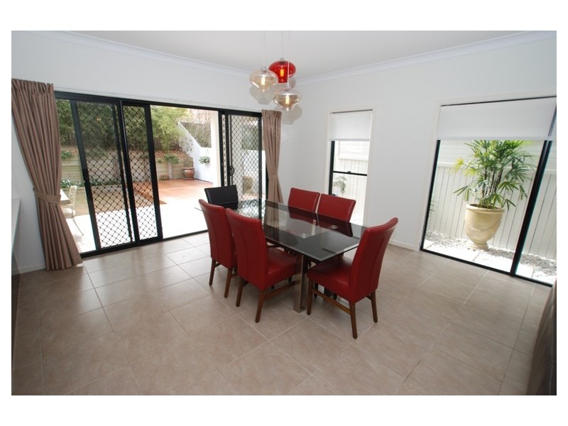 15 Tathra Street, Stafford QLD 4053