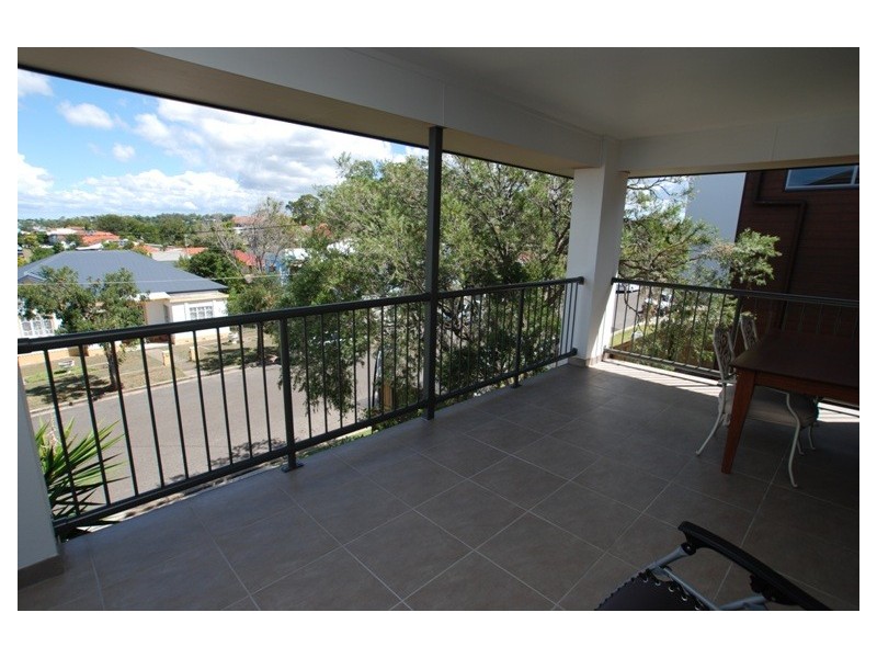 15 Tathra Street, Stafford QLD 4053