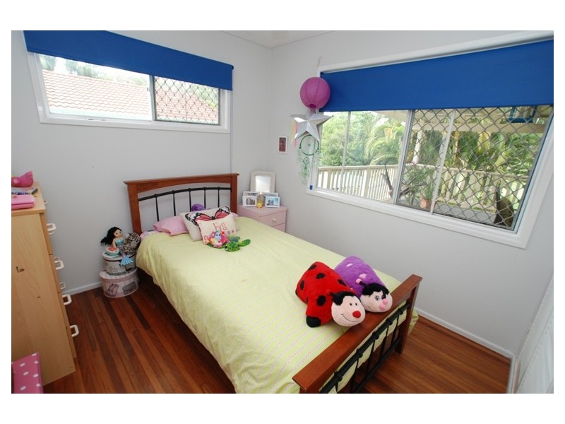 17 Karena Street, Brendale QLD 4500